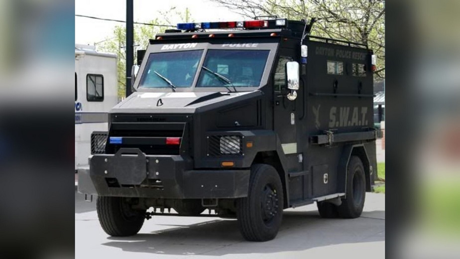Standoff in Dayton involving a SWAT team resulted in two arrests ...